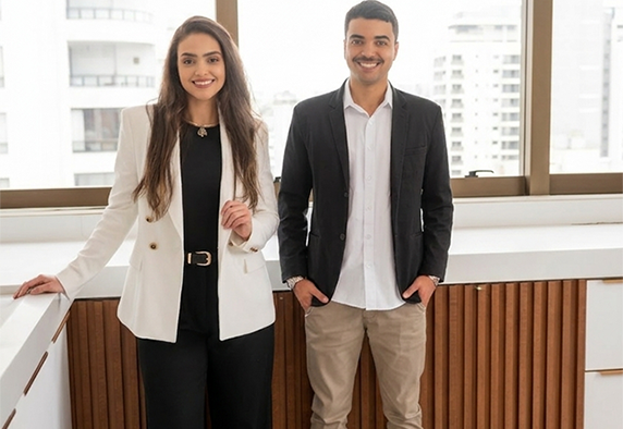 Drs. Pâmela e Gustavo